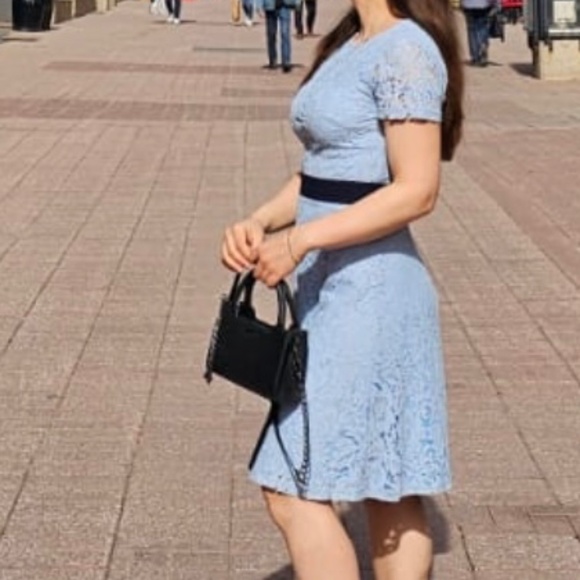 Blue Dress - Picture 3 of 4